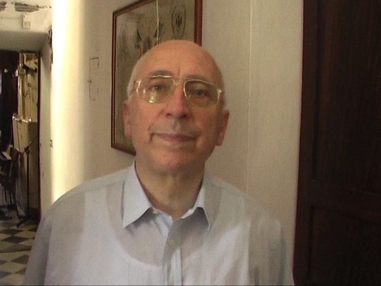 UN PRETE SOTTO ACCUSA ‘ ABUSO’ DELLA RAGAZZINA’