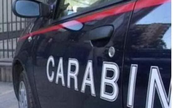 Nella canonica della parrocchia in bassa Sabina i carabinieri hanno trovato anche un paio di manette e Dvd a luci rosse