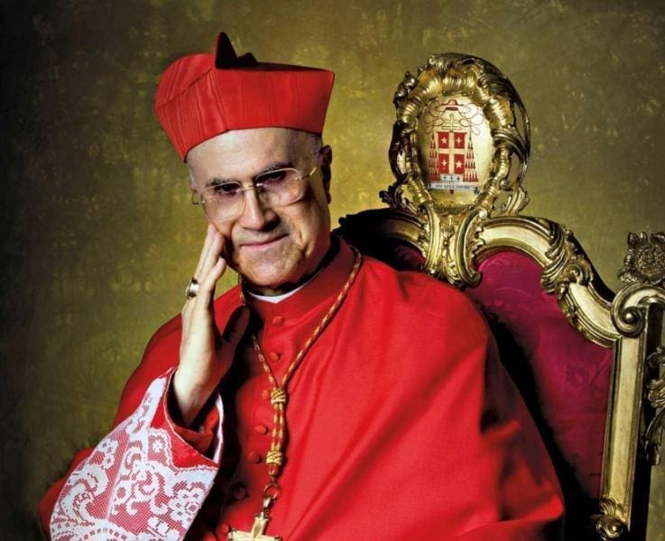 PRETI PEDOFILI, BERTONE: DA MEDIA DISEGNO FALSO E VERGOGNOSO