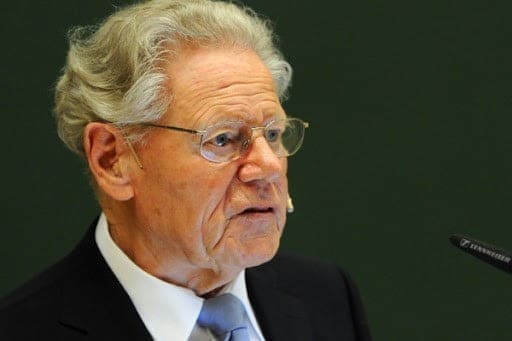 Pedofilia: teologo svizzero Küng contro il Papa: faccia “mea culpa”
