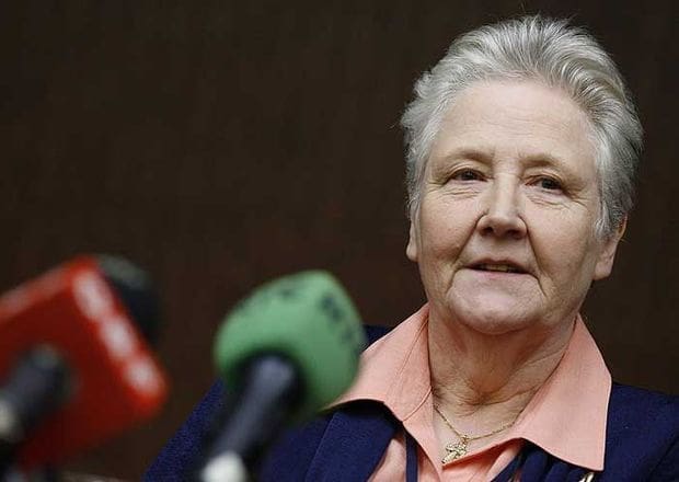 Prevenzione della pedofilia, Collins risponde al cardinale Mueller