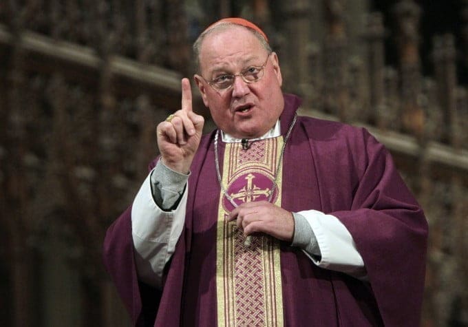 Pedofilia, fondi della chiesa cattolica Usa trasferiti per sottrarli alle richieste di risarcimento