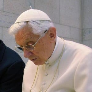 Vaticano. I confusi dati sui preti abusatori processati, 612 pratiche aperte nel 2012, ma non dicono quanti ne hanno spretati