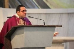 Diffamazione su facebook: interrogato don Carfagnini