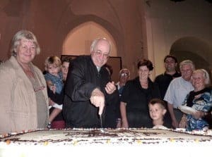Assolto per querela tardiva, condannato civilmente a risarcimento