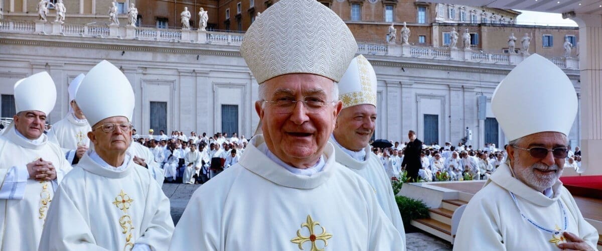 PEDOFILIA : Arcivescovo Mani ai cronisti dell’Unione: “Andate a morire ammazzati”