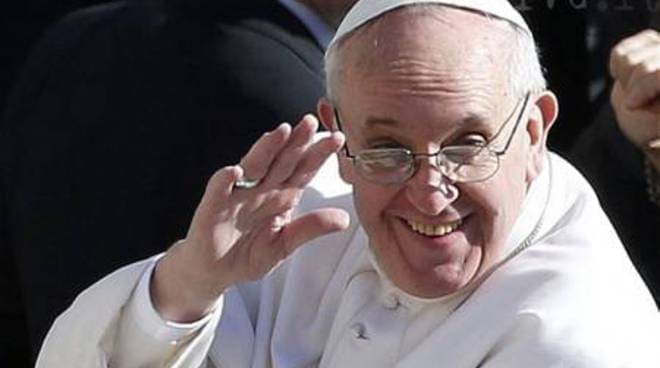 Pedofilia: onlus al Papa, prete condannato ma celebra messa