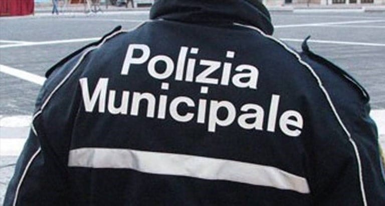 Trieste, il prete sorpreso dai vigili «Ho sbagliato ma sto male»