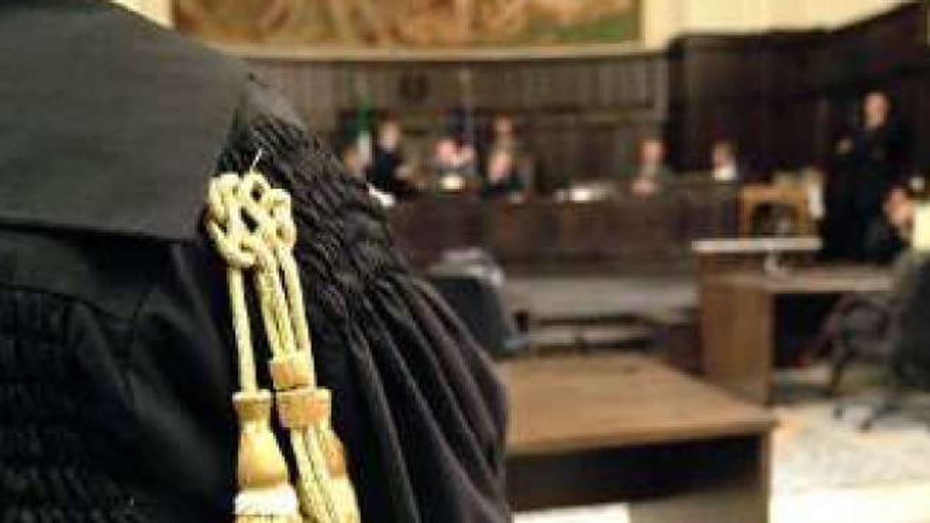Pedofilia, arrestato sacerdote nel Teramano