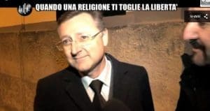 TESTIMONI DI GEOVA, LE IENE DENUNCIANO LA MANIPOLAZIONE MENTALE SHOCKANTE SUBITA DAGLI ADEPTI.