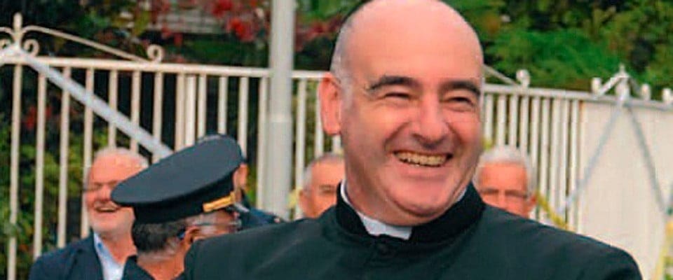 Prostituzione minorile, le prime ammissioni del parroco «Soffro per le famiglie dei ragazzi»