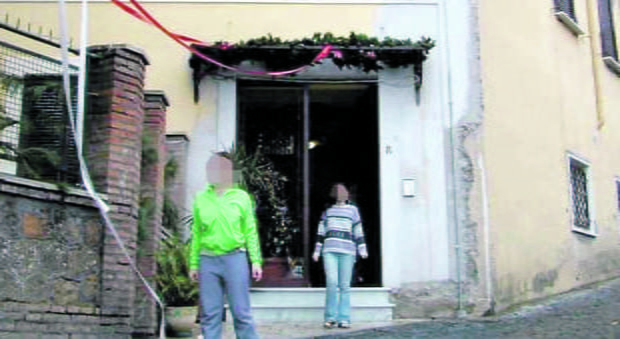 Rocca di Papa, «Così le suore torturavano i miei bimbi», drammatico confronto tra la madre e le religiose