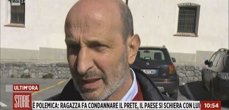 Parroco a processo per molestie, i testimoni: “Il prete non toccò la bimba”