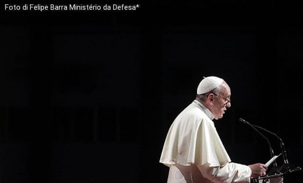 Preti pedofili, basta silenzi: Pell si dimetta