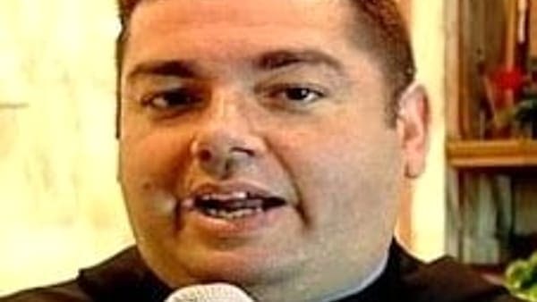 Abusi su minori, ex parroco di Sciacca rimane ai domiciliari