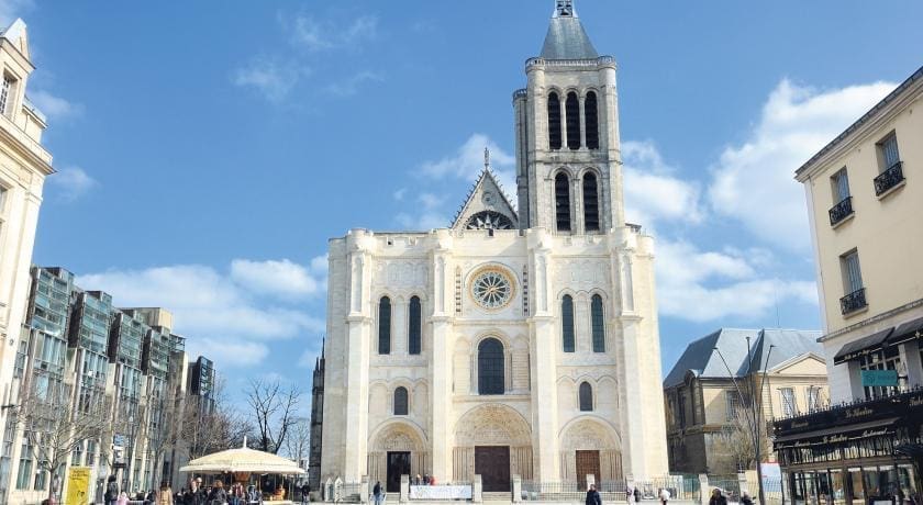 Francia: arcidiocesi di Parigi apre processo canonico nei confronti di padre Tony Anatrella
