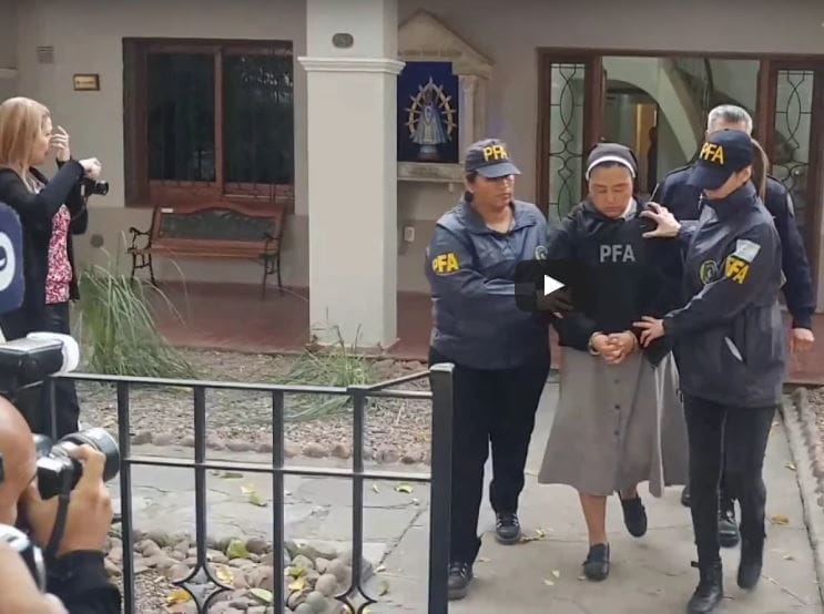 Provolo: Kumiko si dissocia dalle accuse di abuso, ma finisce in un penitenziario (VIDEO)