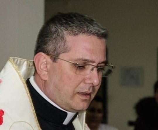 “Quattro violenze sessuali su minori, condannate a 10 anni Don Pascal”
