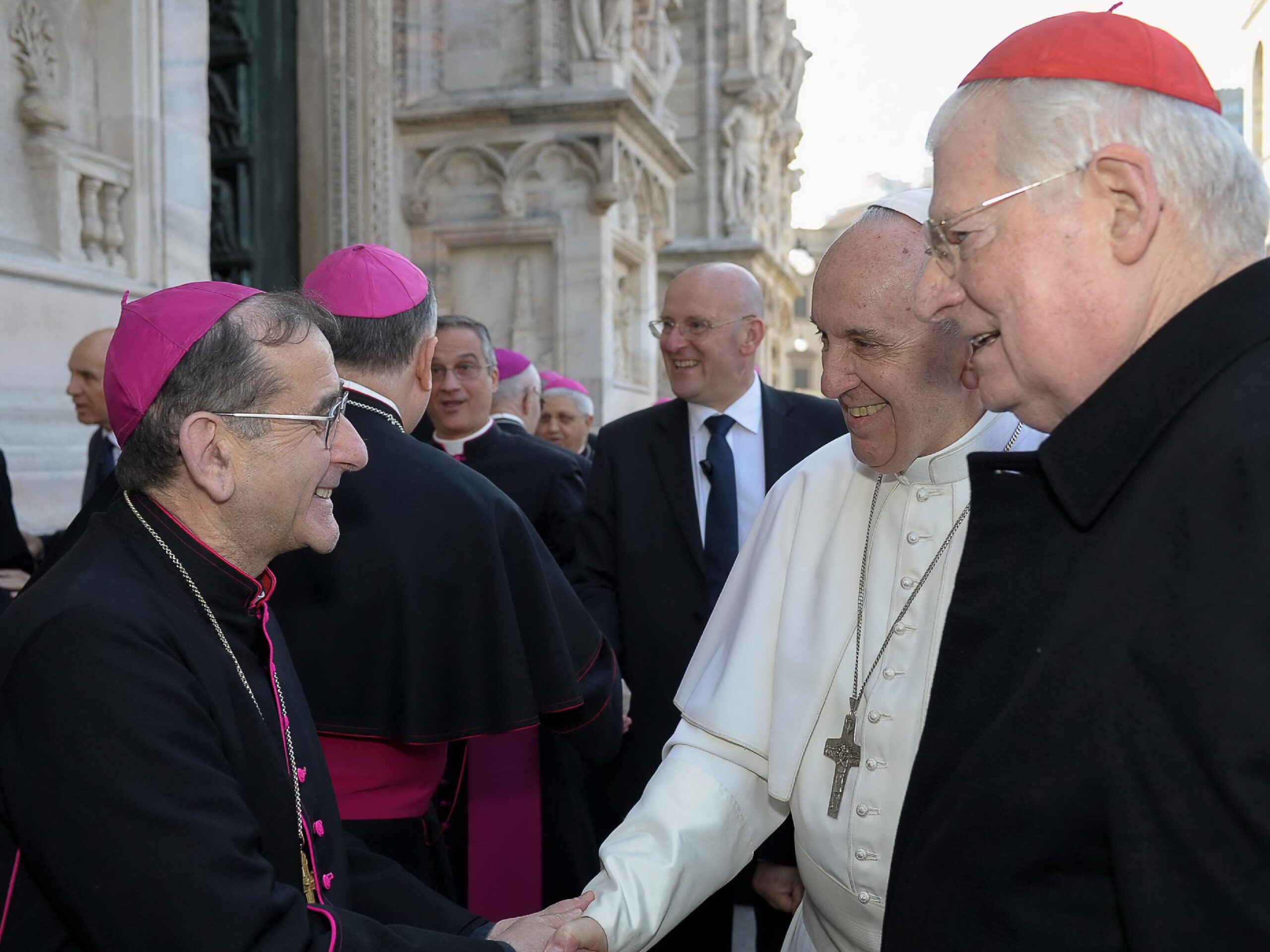Rozzano – LETTERA DEL CARDINALE SCOLA: falsità di Mons. Delpini e Mons. Tremolada?