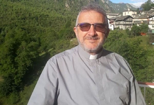 Si difende il prete pedofilo: il bambino ha sempre smentito