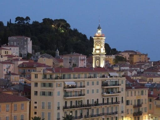 Nizza: un parroco accusato di pedofilia, la denuncia da un uomo di 41 anni. Indaga la Procura