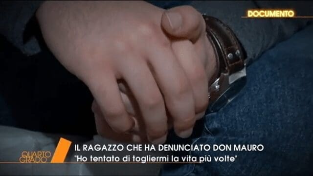 Don Mauro Galli, parla il ragazzo abusato: “Ero completamente succube”