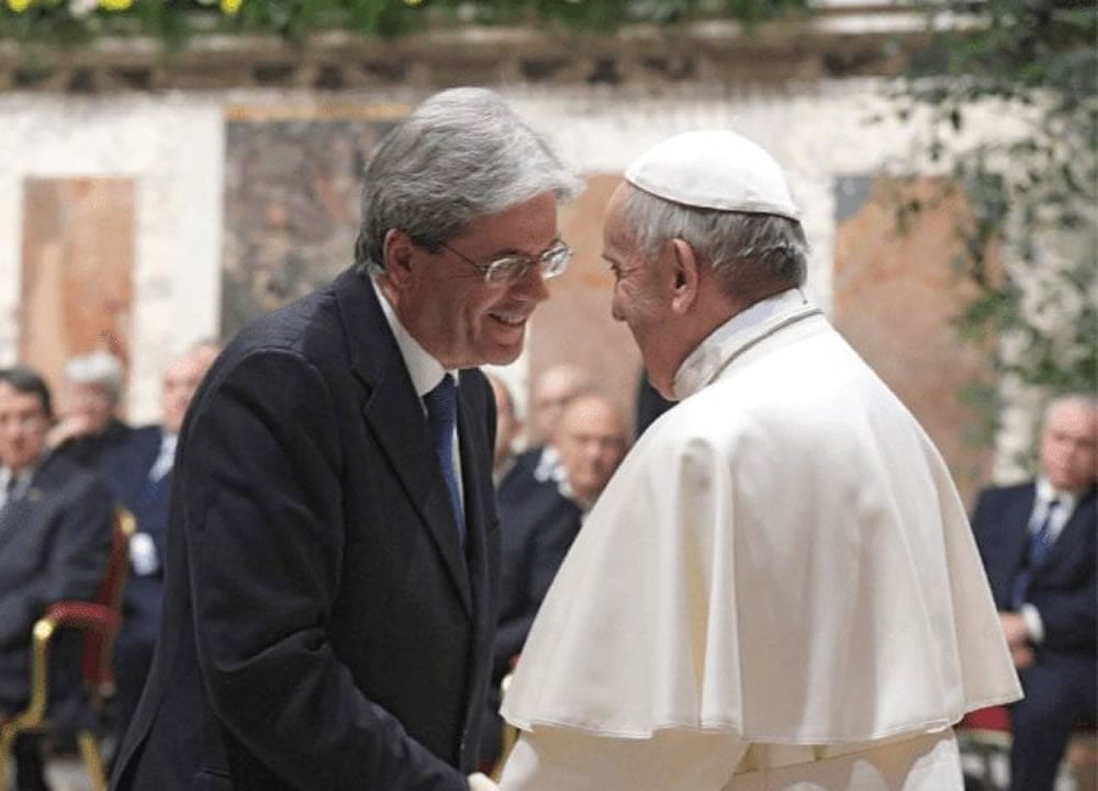 Chi protegge i preti pedofili? Lo Stato fa finta di niente