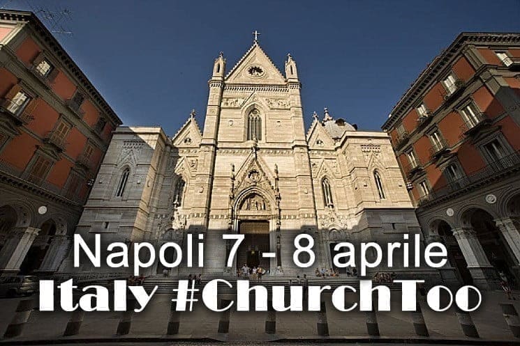 Italy #ChurchToo – NAPOLI 7-8 Aprile, Sit-in delle vittime di preti pedofili davanti al Duomo