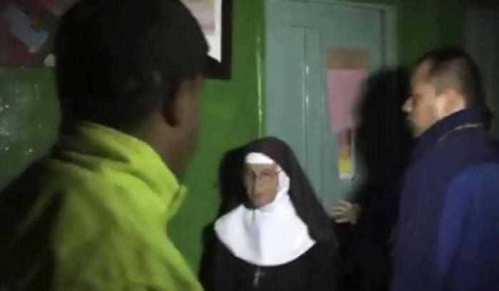 Hanno torturato più di 60 bambini, arrestate due suore in Colombia