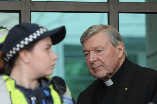 Pedofilia nella Chiesa, parte una raccolta fondi per pagare spese legali al cardinale Pell