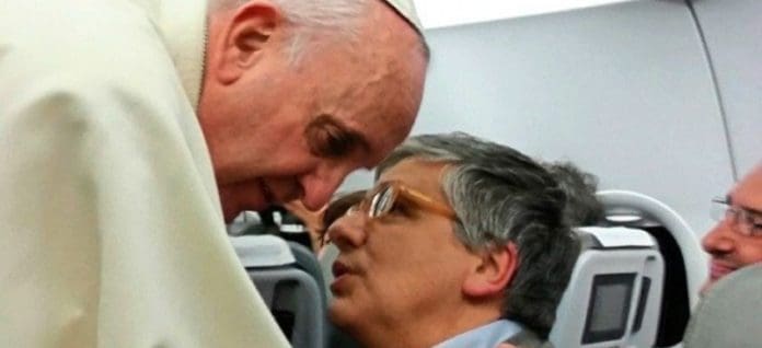 La toppa del vaticanista pompiere