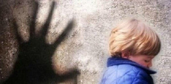 Abusi su minori, il vescovo pubblica i nomi dei preti accusati