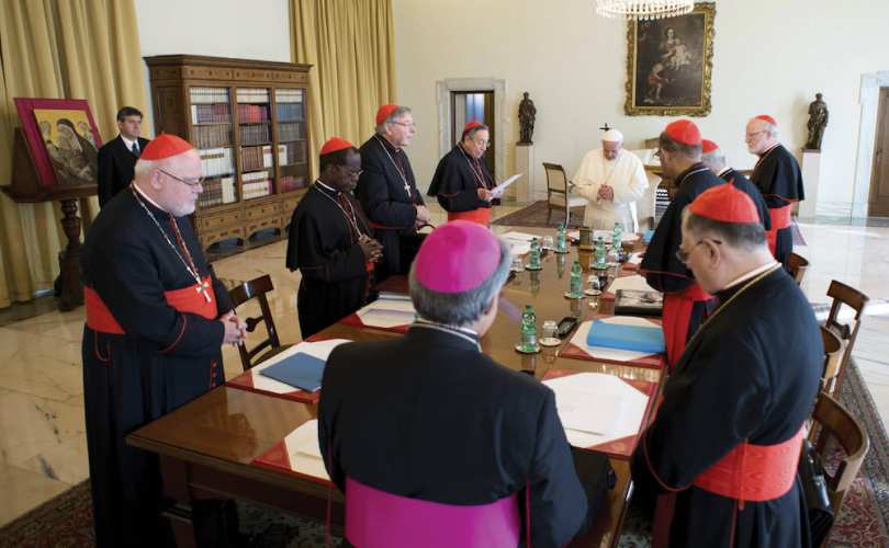 Papa Francesco convoca a Santa Marta i cardinali consiglieri