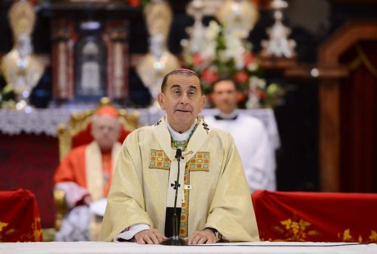 Lo scandalo nella Curia di Milano: 6 anni al prete molestatore. In Curia si limitarono a trasferirlo