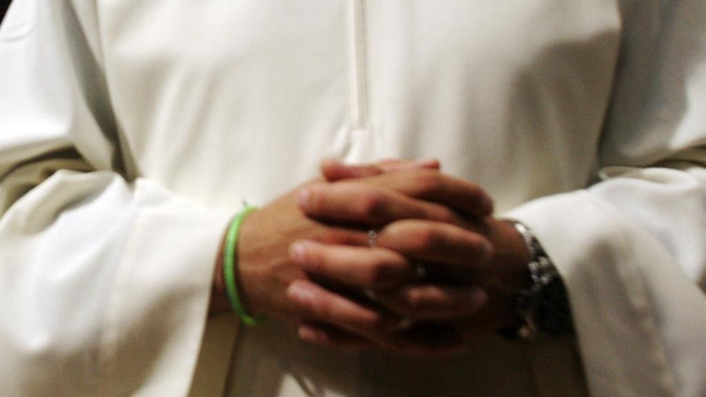 Sacerdote condannato a 6 anni e 4 mesi per pedofilia nel Milanese