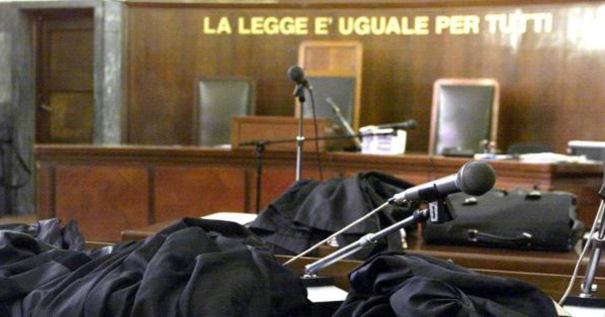 Abusi su un 15enne, condannato ex parroco di Rozzano