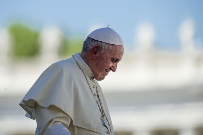 Pedofilia, le colpe di papa Francesco