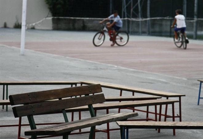 Pedofilia, nuove accuse alla Chiesa in Olanda/ L’inchiesta: “Abusi coperti dai vescovi per 65 anni”