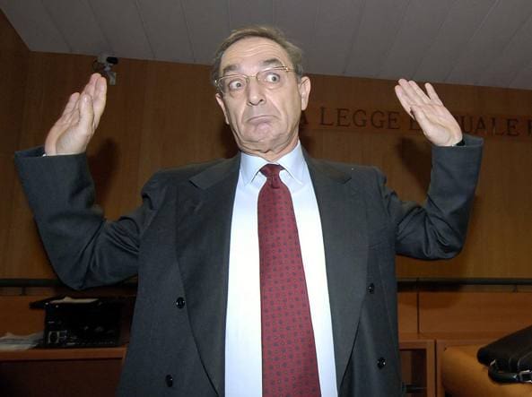 Parroco a processo per abusi sessuali: in aula protagonista l’avvocato Taormina