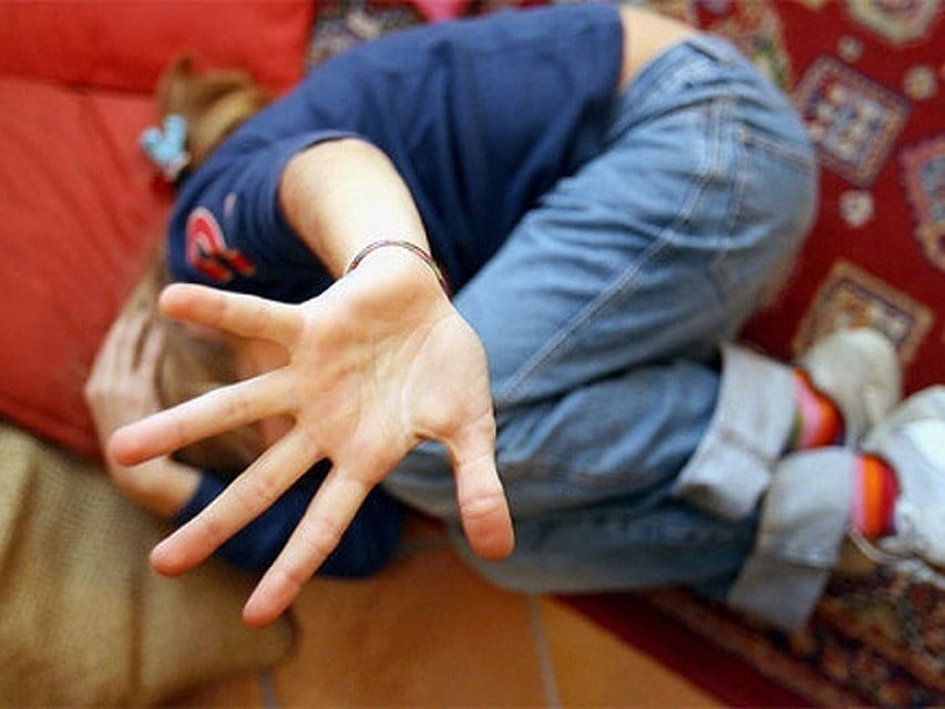 Violenza sessuale: la verità dei testimoni di don Gianni Bekiaris