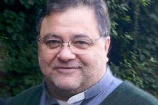 Prete pedofilo, l’allarme: “Mai un giorno di carcere, intervenga il Papa”
