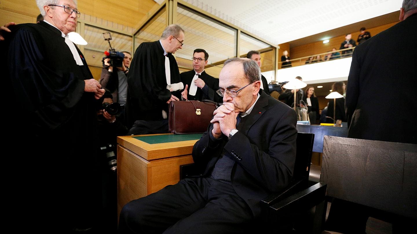 Pedofilia, il cardinale Barbarin: “Ho fatto come mi ha detto Roma”