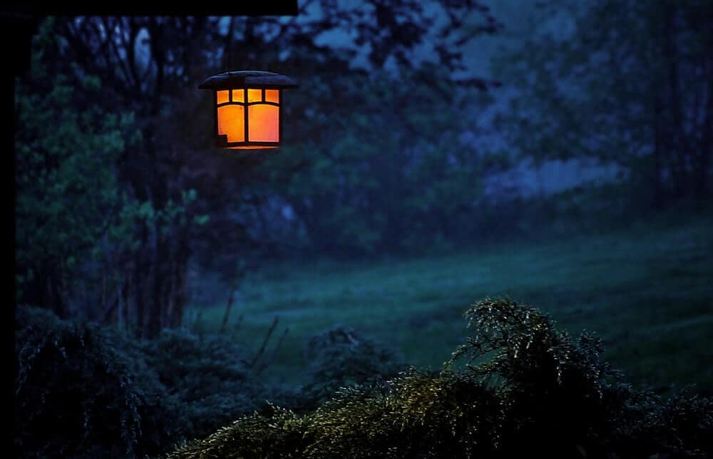 Una piccola luce c’è, ma non basta