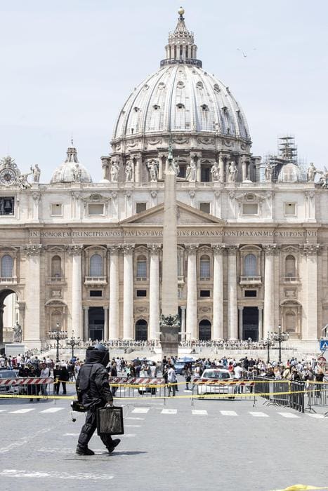 Pedofilia: religiosi, abbassiamo il capo per la vergogna