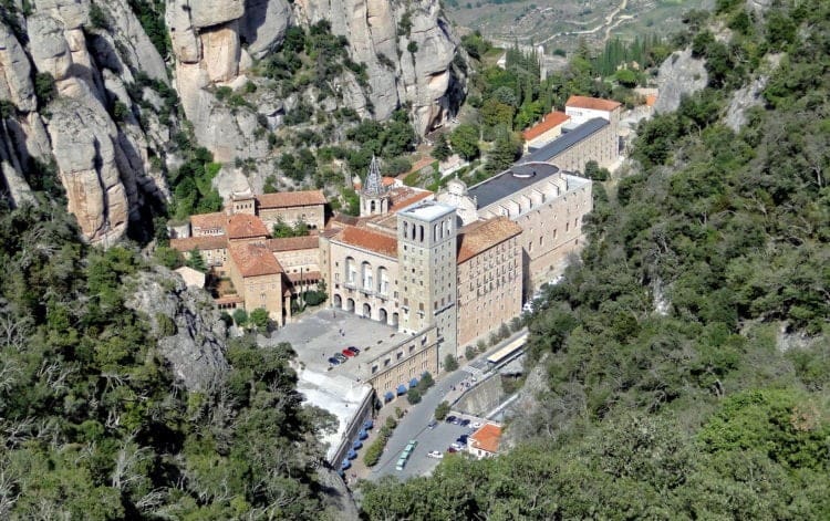 Abbey of Montserrat 04 750x471 1
