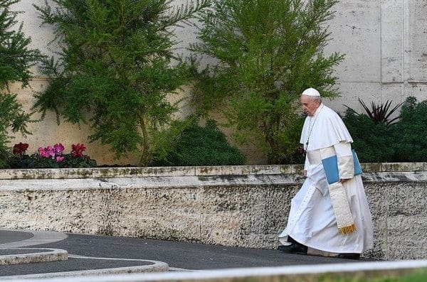 Papa: ‘Pueblo de Dios espera medidas concretas contra la pederastia’