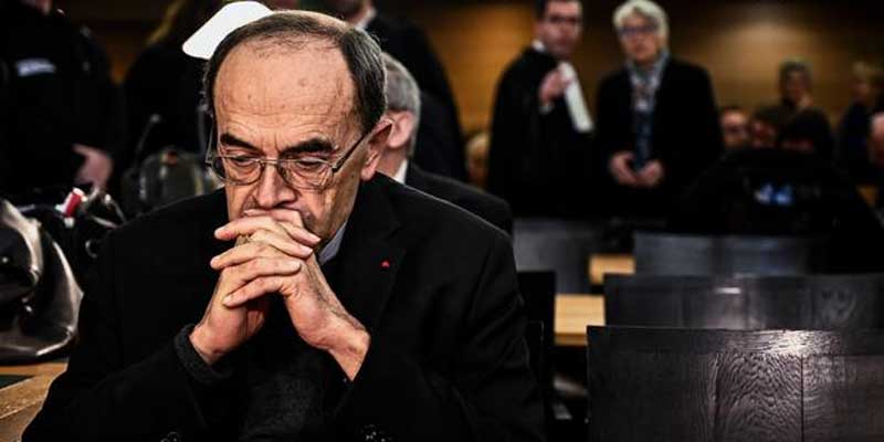 La condanna di Barbarin scuote (ancora) la Chiesa: al Papa la decisione sulle sue possibili dimissioni
