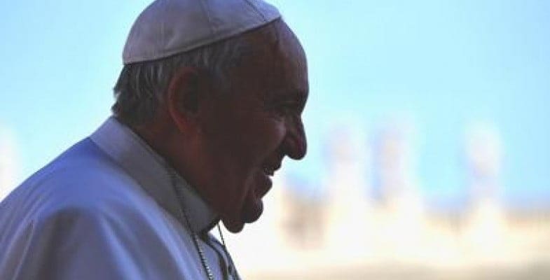 Pedofilia, le nuove norme di papa Francesco