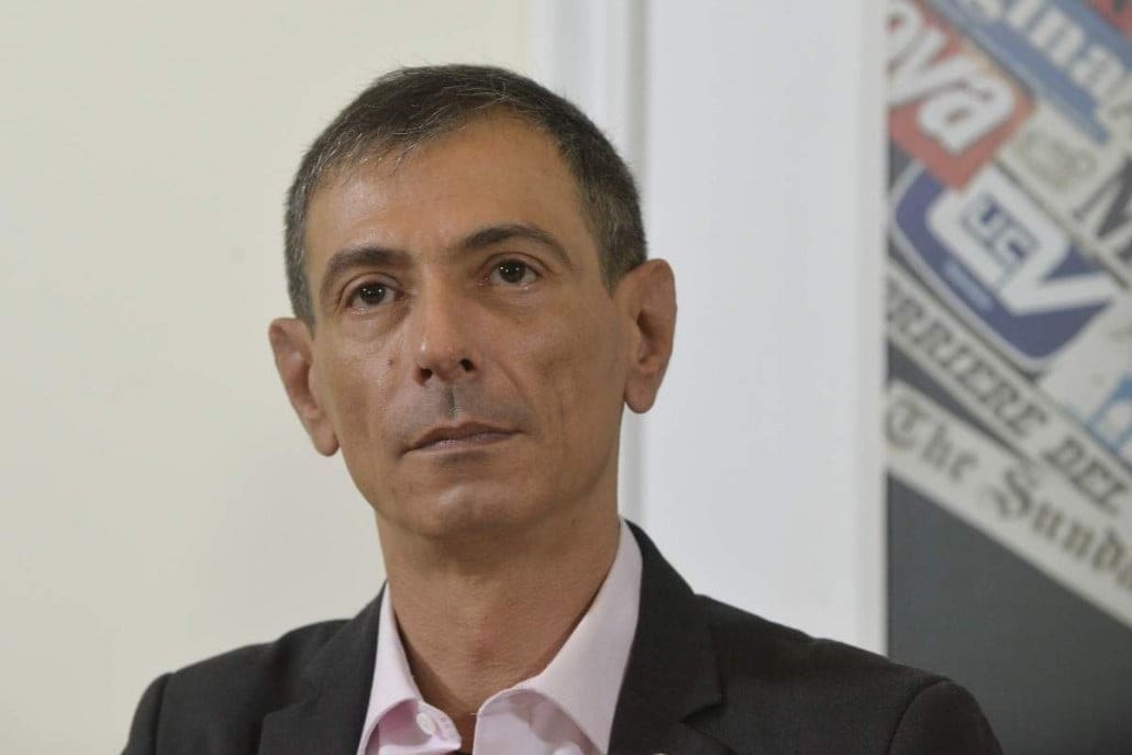 ABUSI CIOE’ STUPRI