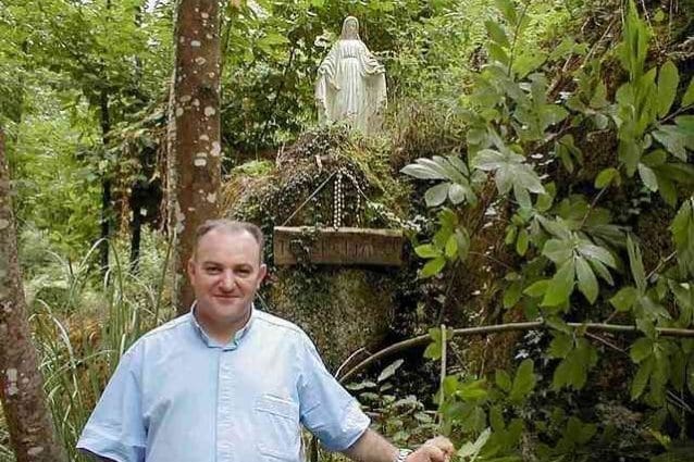 Don Carmine Zaccariello cacciato dalla Chiesa: ridotto allo stato laico per sesso con minori